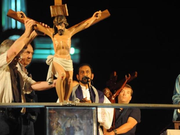 Esperan la presencia de más de 300 mil personas en el Vía Crucis del Padre Ignacio 