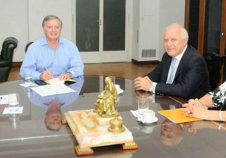 Miguel Lifschitz se reunirá con Aranguren por el tarifazo energético