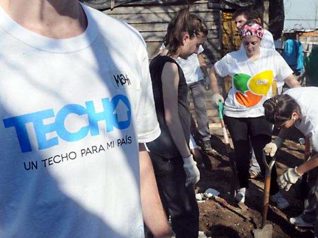 Por la violencia, la organización Techo suspendió sus proyectos en la ciudad 
