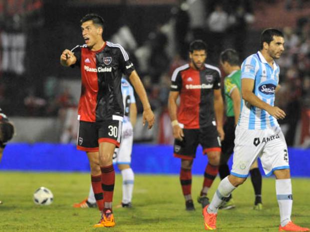 NEWELLS: OSELLA PIENSA MODIFICAR EL EQUIPO PARA JUGAR CONTRA ALDOSIVI