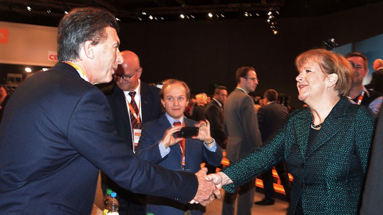 Mauricio Macri viajará a Alemania en julio y se reunirá con Ángela Merkel