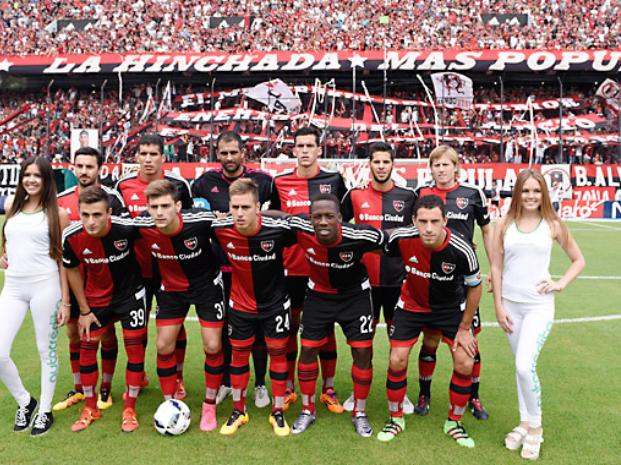 NEWELLS JUEGA EN LA PATERNAL EN UN DUELO DE NECESITADOS CON LA OBLIGACIÓN DE GANAR