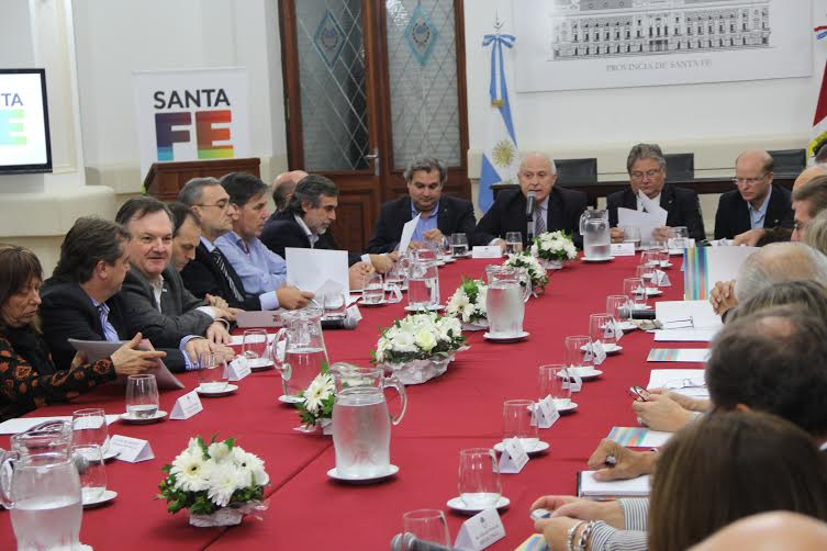 Jatón pidió al gobierno planes de ayuda para las personas afectadas