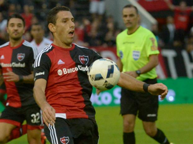EL XENEIZE BUSCÓ A MAXI RODRÍGUEZ PARA JUGAR LA COPA Y LO ESPERA HASTA HOY