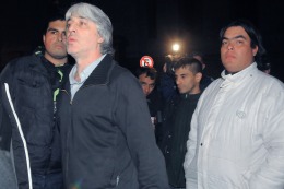 DI ZEO Y OTROS 237 HINCHAS DE BOCA DETENIDOS EN PARAGUAY