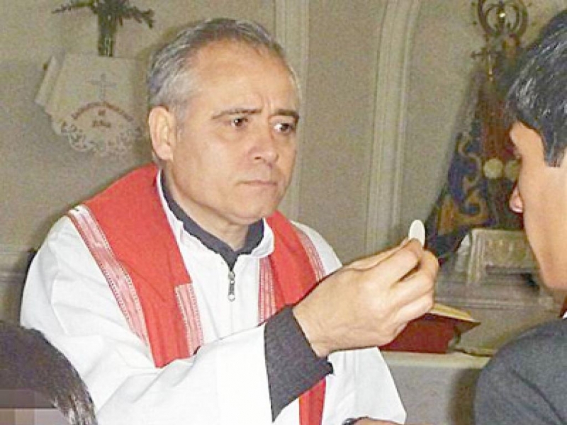 Rosario Romero: “Ilarraz debería dejar de ser sacerdote