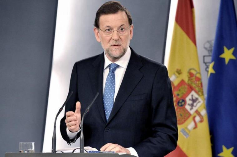 Rajoy deja claro que no retirará su candidatura a la presidencia