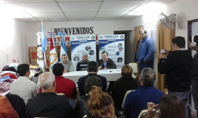 Michlig entregó aportes económicos a instituicones de San Cristóbal