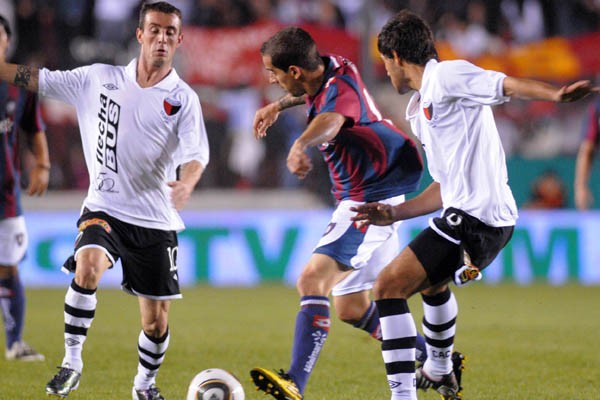 Colón enfrenta a San Lorenzo