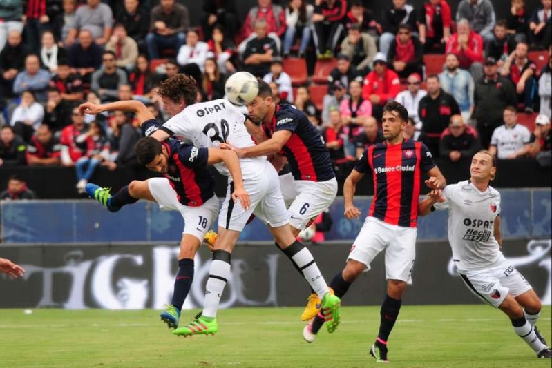 San Lorenzo venció a Colón y sueña