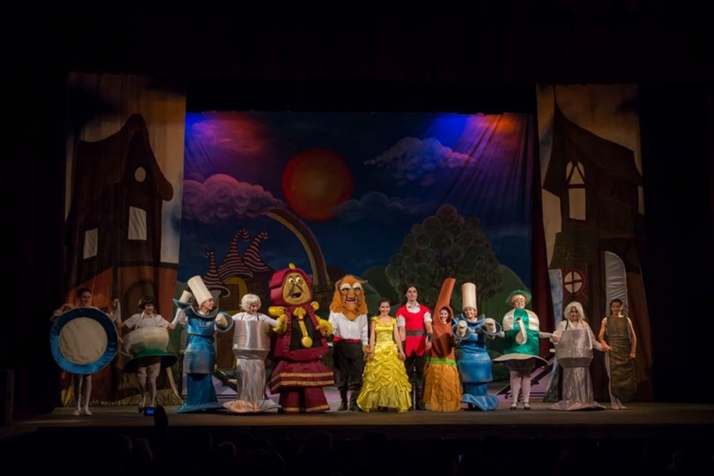 Cartelera del Teatro Municipal “1º de Mayo”