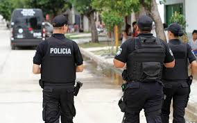 Golpearon y amenazaron a un jefe policial del D4