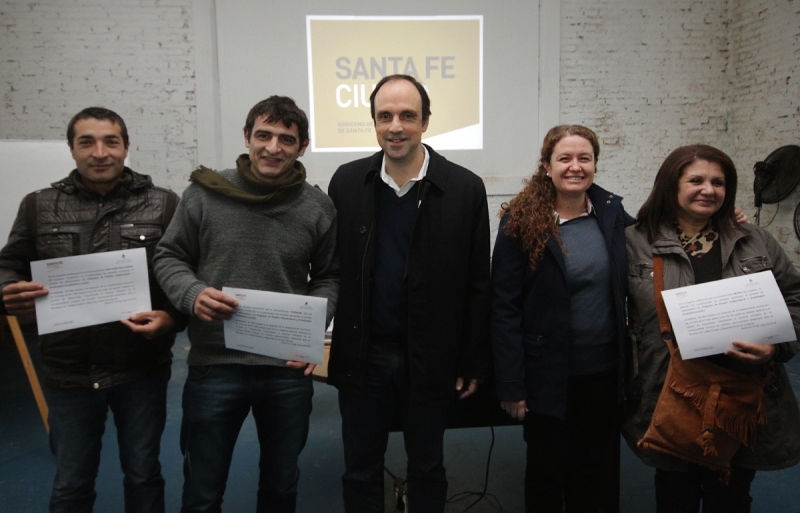 Emprendedores santafesinos recibieron aportes 