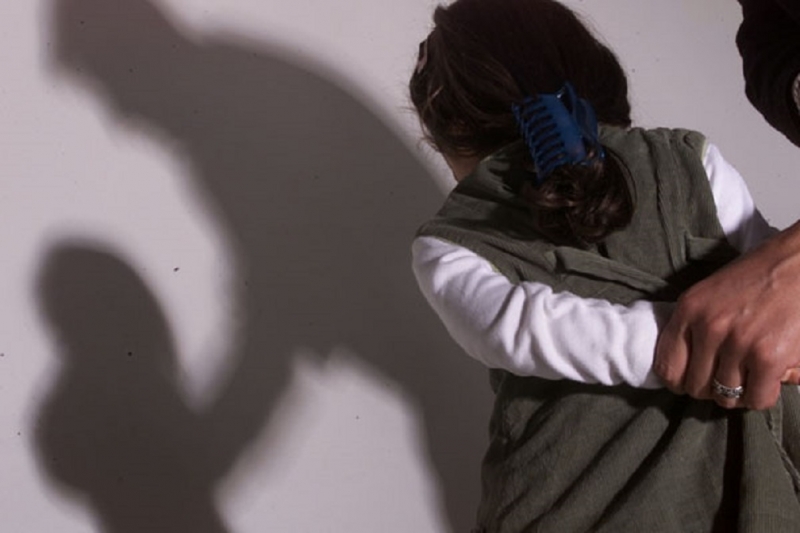 Se denuncia un caso de abuso sexual por día