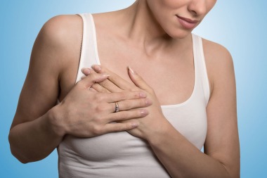 Descubren fármaco que reduce expansión del cáncer de mama más agresivo