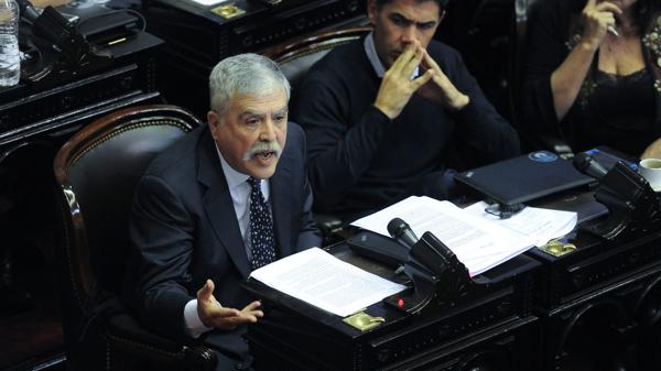 Diputados aprobó los allanamientos contra Julio De Vido