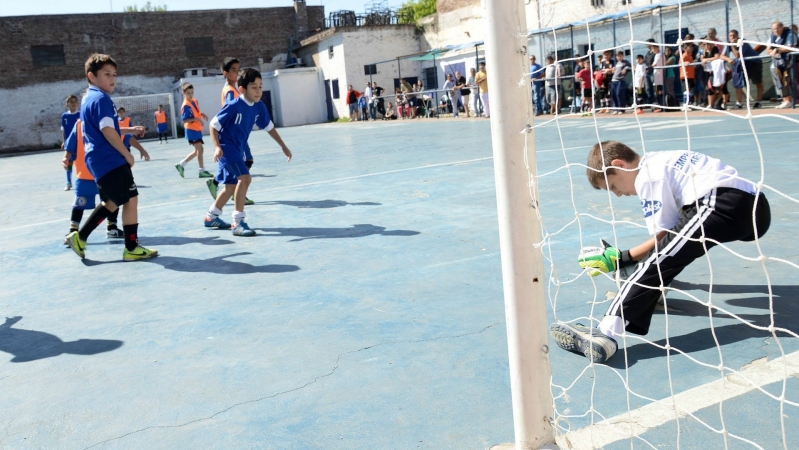 Entregarán aportes a 125 clubes de la provincia