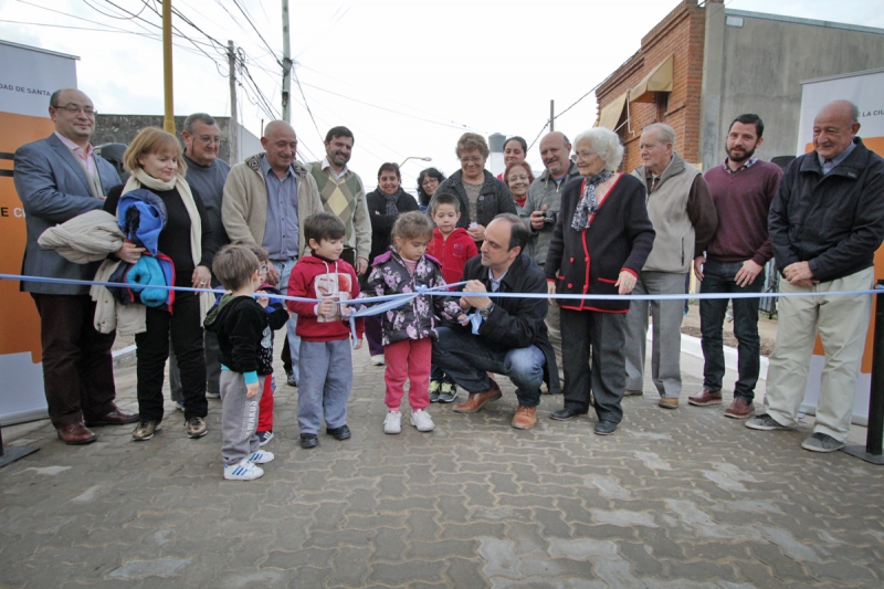 Obras de pavimento articulado renuevan Guadalupe Oeste