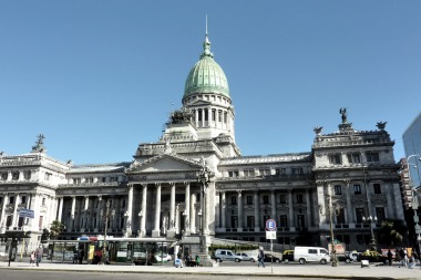 El Presupuesto 2017 tendrá como prioridad la política social y la obra pública