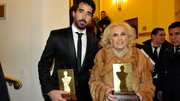 LOS GANADORES DE LOS PREMIOS FUND TV