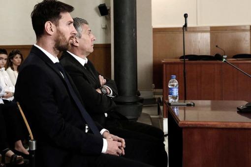 Messi y su padre, condenados a 21 meses de prisión