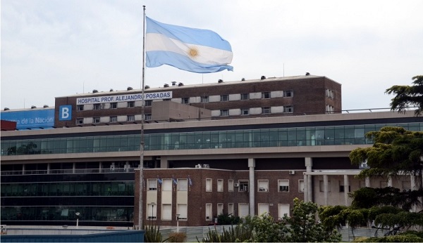 Está grave la beba de cinco meses encontrada en el techo del Hospital Posadas