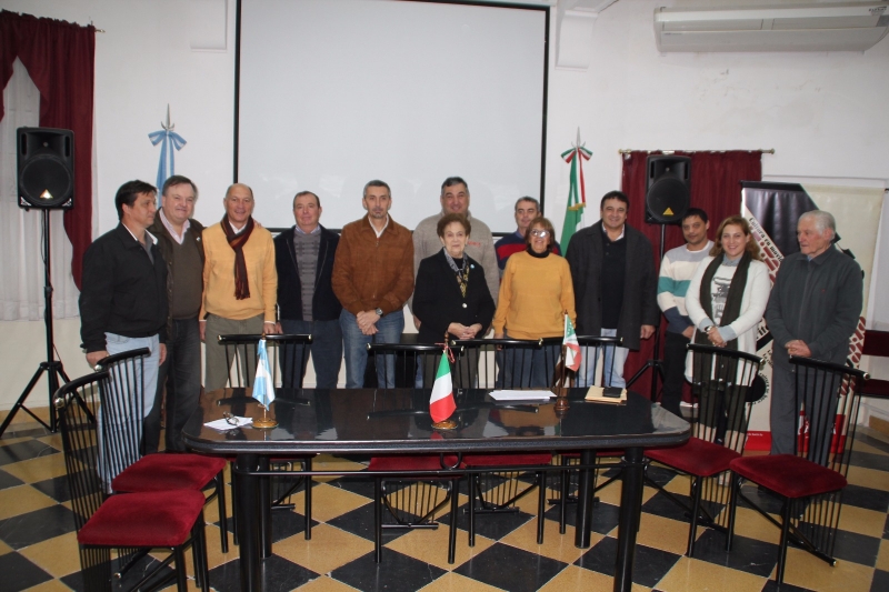 Michlig entregó aportes económicos a instituciones 