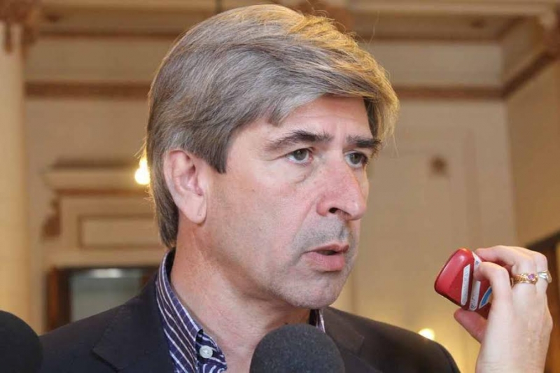 Piden no pagar pensiones vitalicias a ex funcionarios corruptos