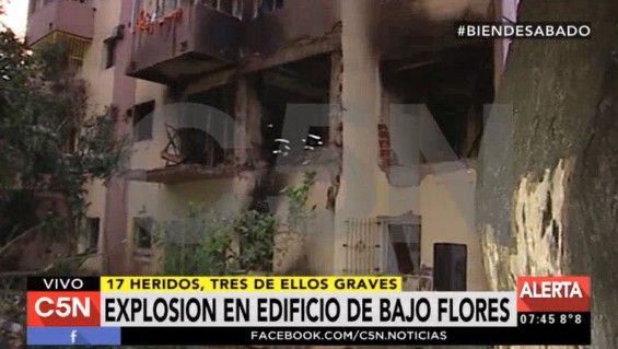 Diecisiete heridos, tres graves, por una explosión en un edificio del Bajo Flores