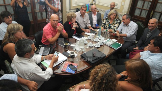 En la vuelta a clases, los gremios quieren aumento y discutir la ley