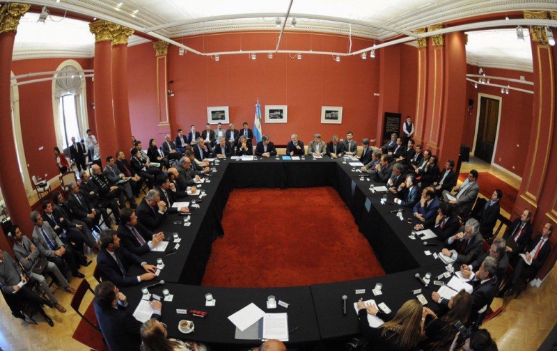 El Gobierno girará $ 37 mil millones a las provincias
