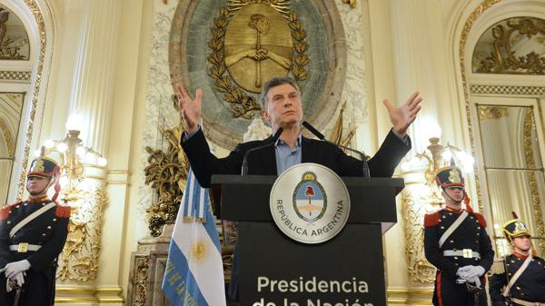 Mauricio Macri anunció una cobertura universal de salud