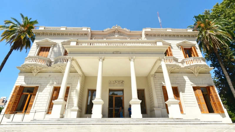 Iapos realiza un relevamiento afiliatorio y entrega nuevas credenciales