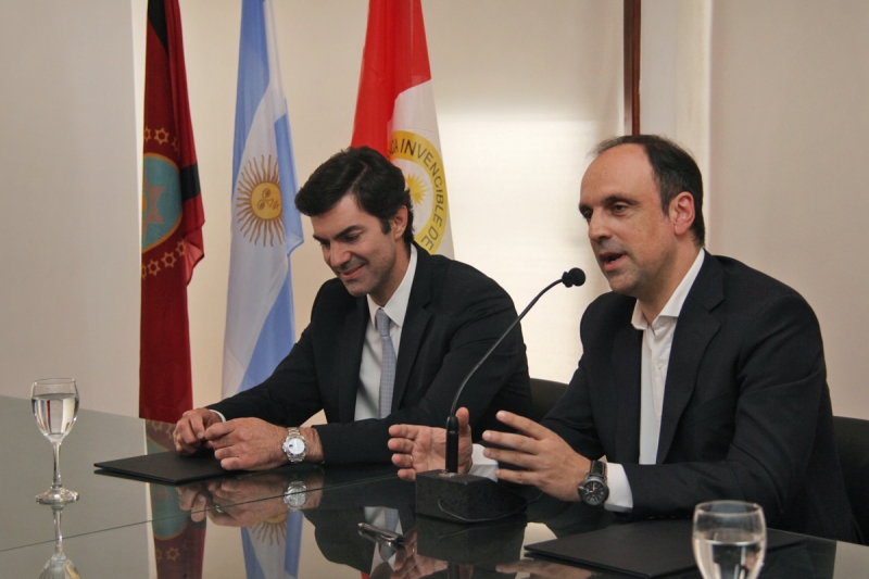 Corral y Urtubey firmaron un convenio de cooperación
