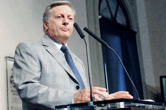 Aranguren expondrá sobre aumento de tarifas y política energética