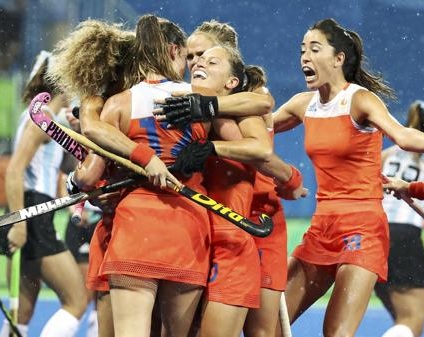 Las Leonas pelearon hasta el final, pero cayeron ante Holanda y quedaron eliminadas