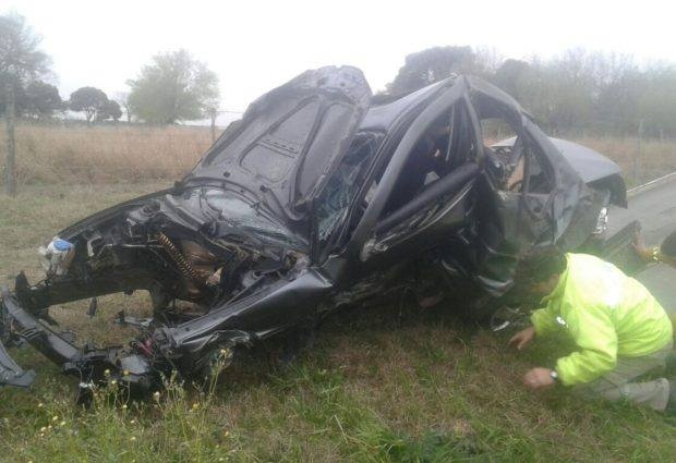 Dos jóvenes fallecieron tras un accidente en la Ruta 11
