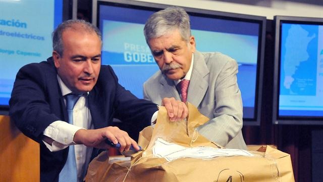Citaron a indagatoria a Julio De Vido y a José López por el cCaso Skanska