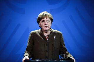 Merkel aseguró que no se arrepiente de haber abierto la frontera a los refugiados
