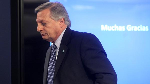 Juan José Aranguren anticipó que habrá cortes de luz en el verano