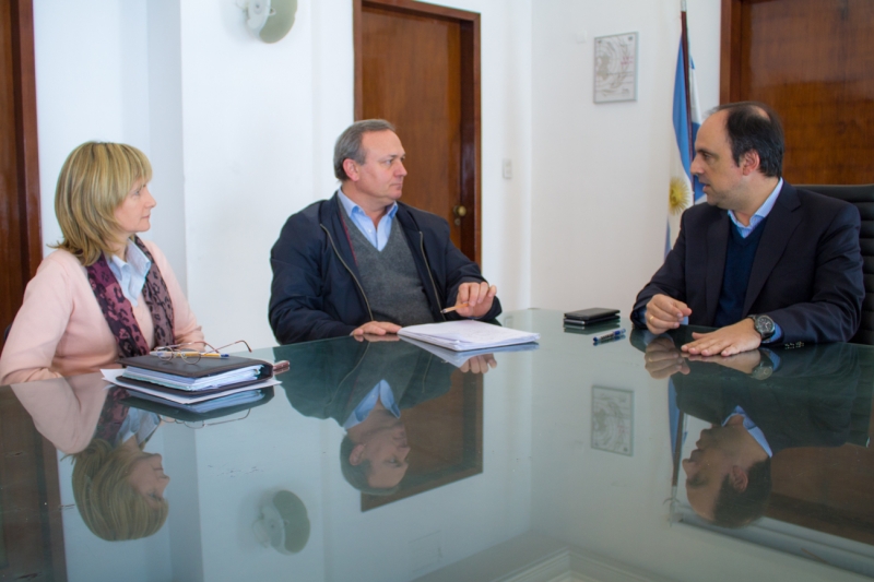 Enacom busca facilitar la instalación de antenas