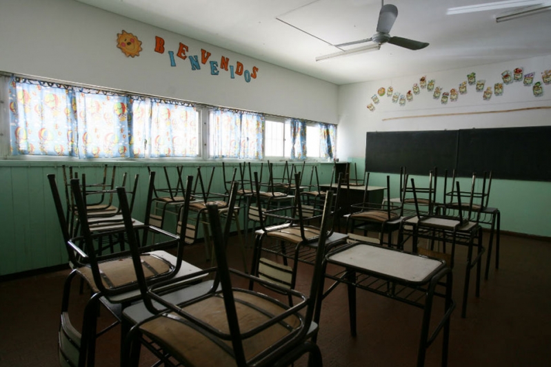 Docentes, médicos y estatales paran este martes