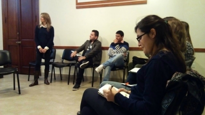 Capacitan en mediación a personal civil y policial