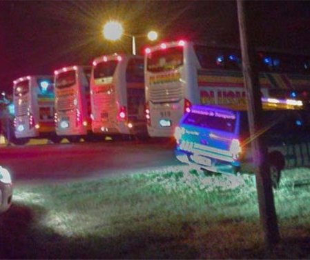 Choferes que llevaban estudiantes, demorados por estar drogados