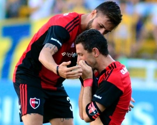 Newell's acertó en la última y se quedó con el clásico