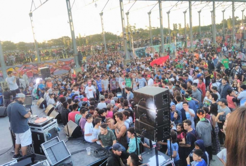 Artistas urbanos se presentaron en el Parque Federal