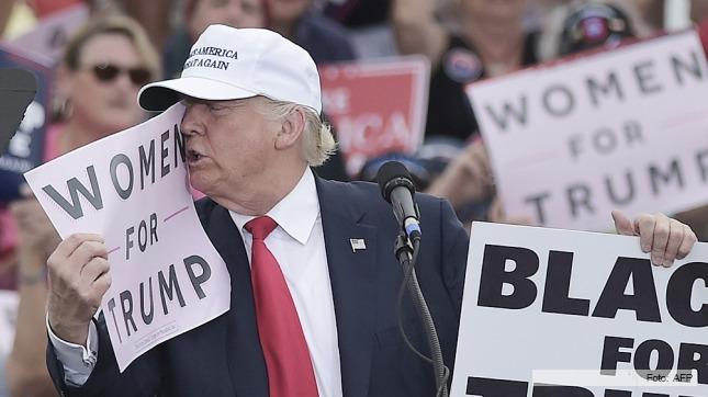 La campaña de Trump rechazó un artículo del Ku Klux Klan que alaba al magnate