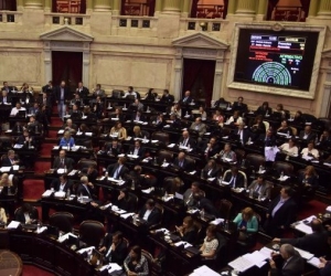 Suspendieron parte del aumento para los diputados