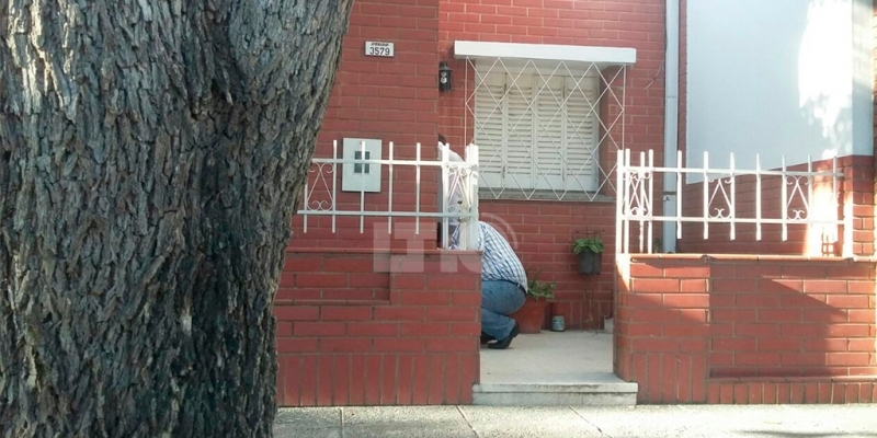 Robaron y golpearon a una anciana