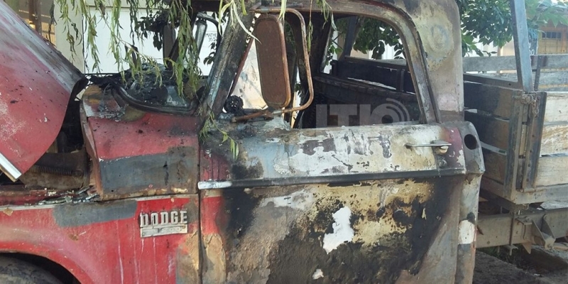 Incendiaron una camioneta en Barrio Pompeya